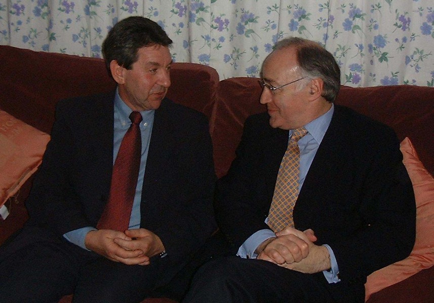 Gordon_with_Michael_Howard
