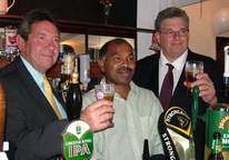 Opening-Railway-Tavern-2-we